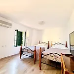 Piccolo Modern Old Town Apartament