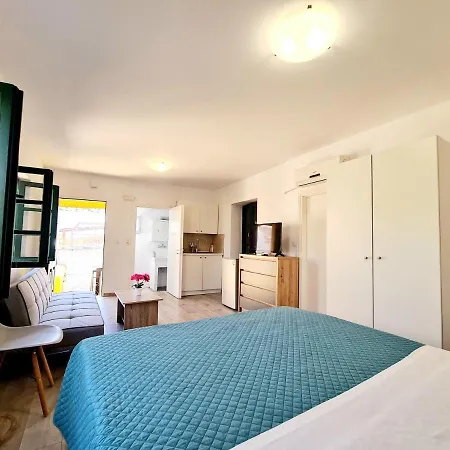 Piccolo Modern Old Town עיר רודוס