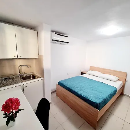 Piccolo Modern Old Town Apartament *