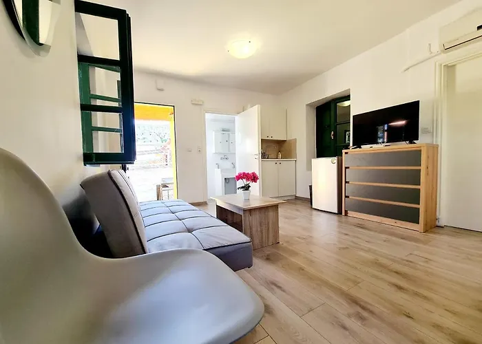 Piccolo Modern Old Town *